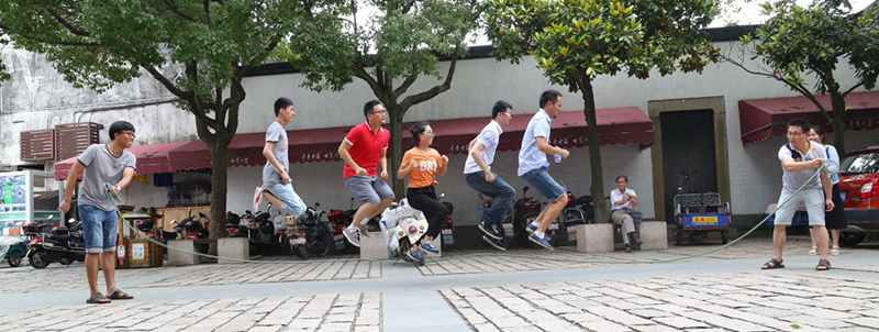 D1-06_副本.jpg 人心齐,泰山移丨2016辰竹年中嗨趴成功举行