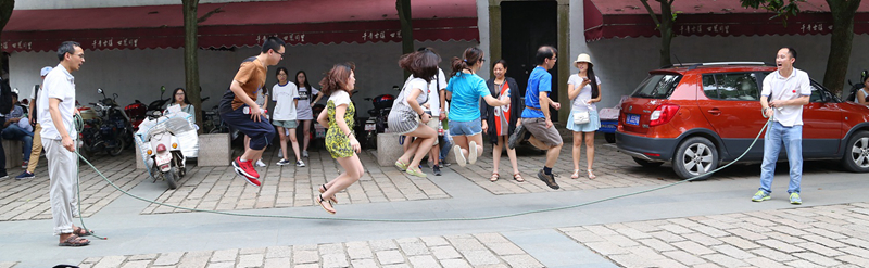 D2-05_副本.jpg 人心齐,泰山移丨2016辰竹年中嗨趴成功举行