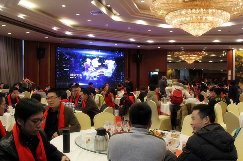 IMG_8166_副本.jpg 金猴献瑞-辰竹2016年会欢腾闹春