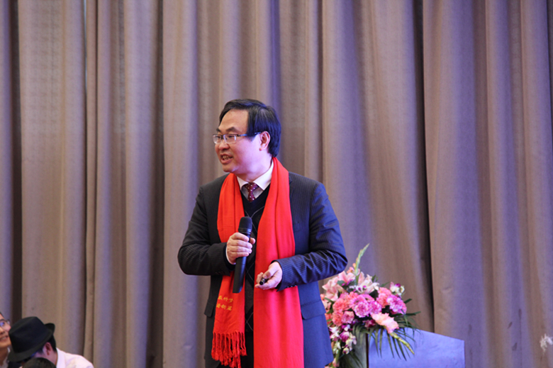 IMG_8170_副本.jpg 金猴献瑞-辰竹2016年会欢腾闹春