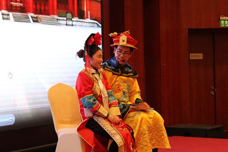 IMG_8208_副本.jpg 金猴献瑞-辰竹2016年会欢腾闹春