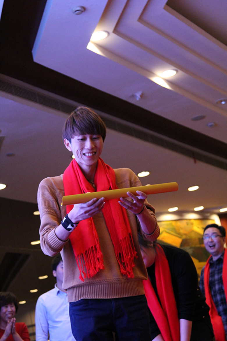 IMG_8403_副本.jpg 金猴献瑞-辰竹2016年会欢腾闹春