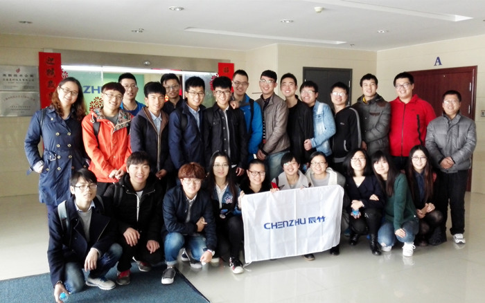 student1_副本.jpg 辰竹开放日喜迎中国石油大学师生