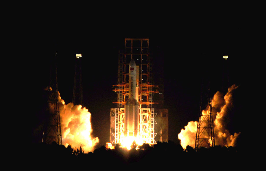 长五发射瞬间.jpg 辰竹安全栅保障长征五号发射圆满完成