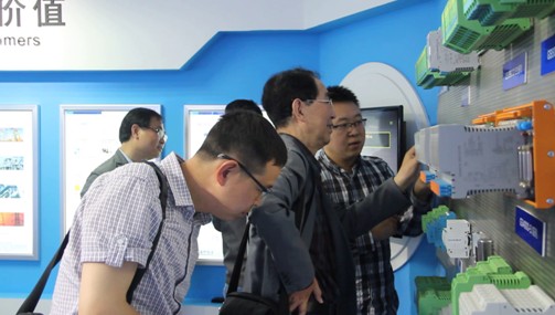 总装备部设计院及中国酒泉卫星发射中心专家莅临辰竹考察