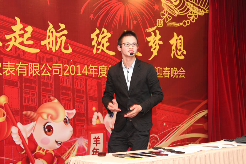 2015年一个人的个人所得税是七万三千四百,一