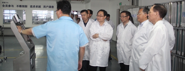 贺辰竹“生产精益管理和过程质量控制信息管理系统”通过验收